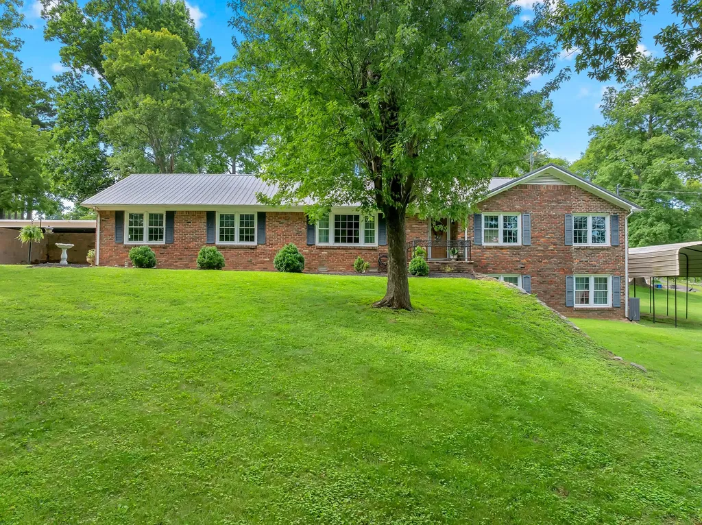 102 Jefferson Drive Columbia TN 38401