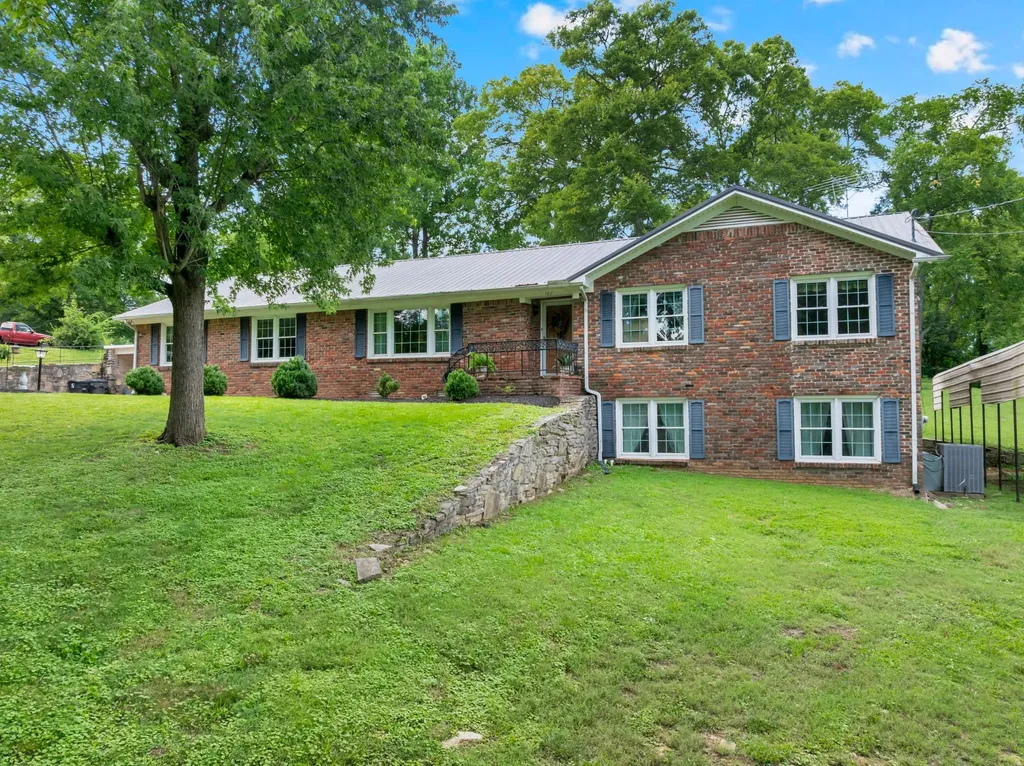 102 Jefferson Drive Columbia TN 38401