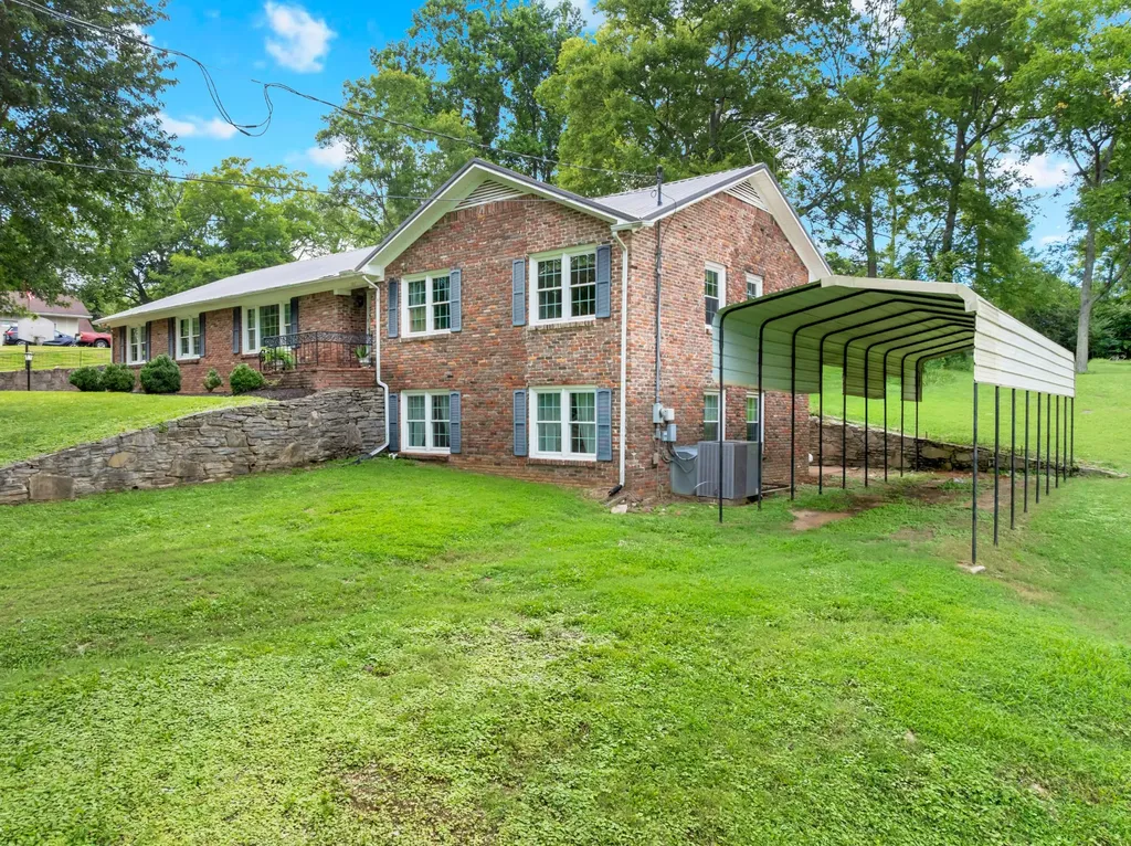 102 Jefferson Drive Columbia TN 38401