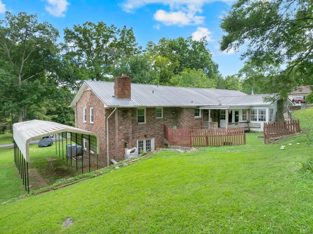 102 Jefferson Drive Columbia TN 38401