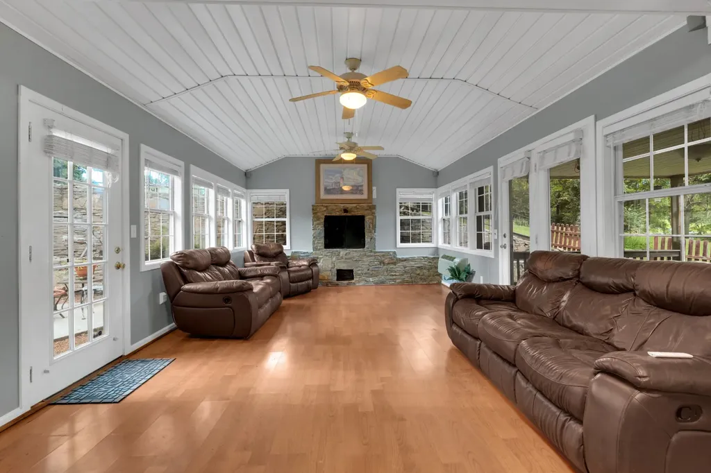 102 Jefferson Drive Columbia TN 38401