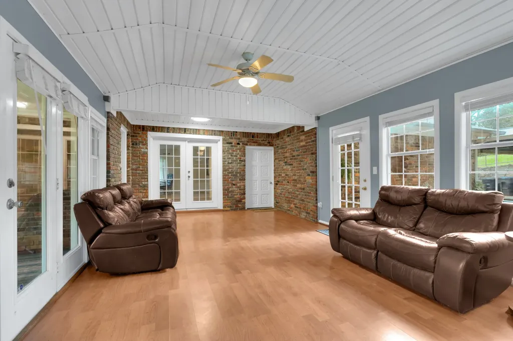 102 Jefferson Drive Columbia TN 38401