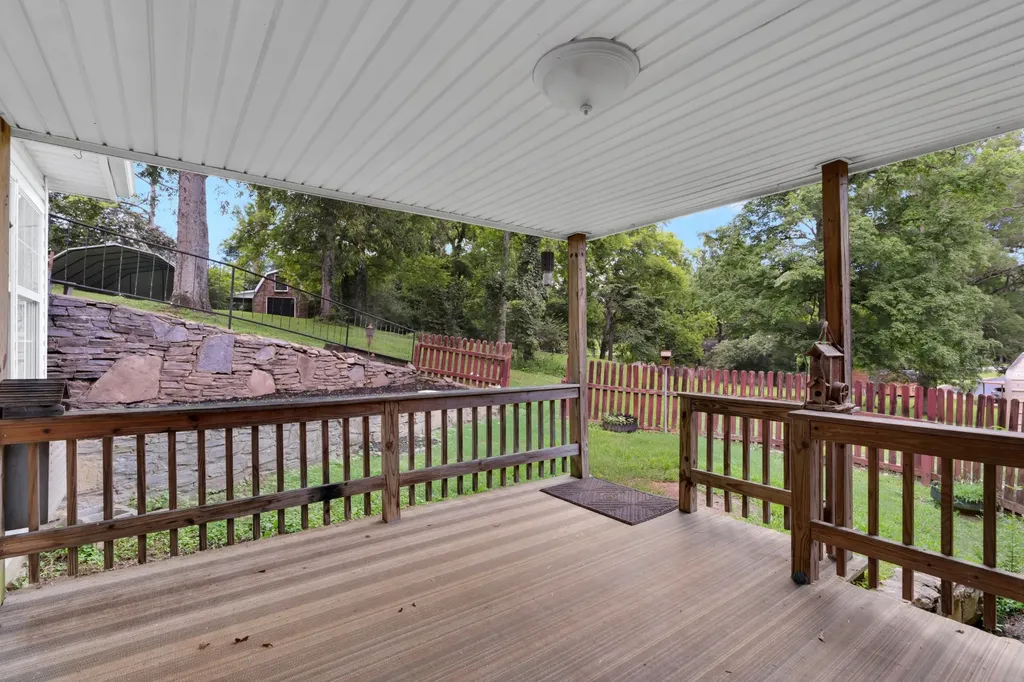 102 Jefferson Drive Columbia TN 38401