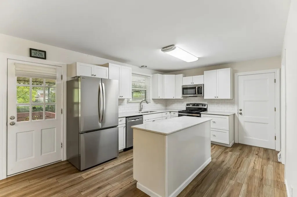 3005 Sheddan Drive Columbia TN 38401