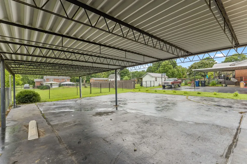 3005 Sheddan Drive Columbia TN 38401
