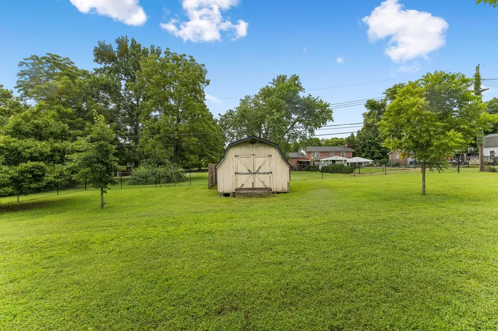 3005 Sheddan Drive Columbia TN 38401