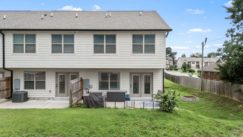 249 Signature Place Lebanon TN 37087