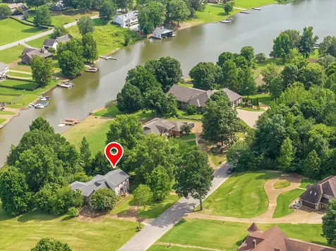435 Lakeshore Drive Lexington TN 38351