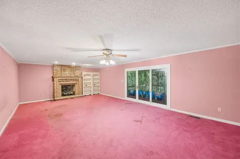 435 Lakeshore Drive Lexington TN 38351