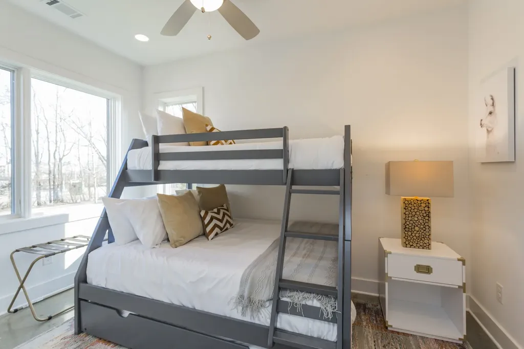 2511 Clifton Avenue Nashville TN 37209