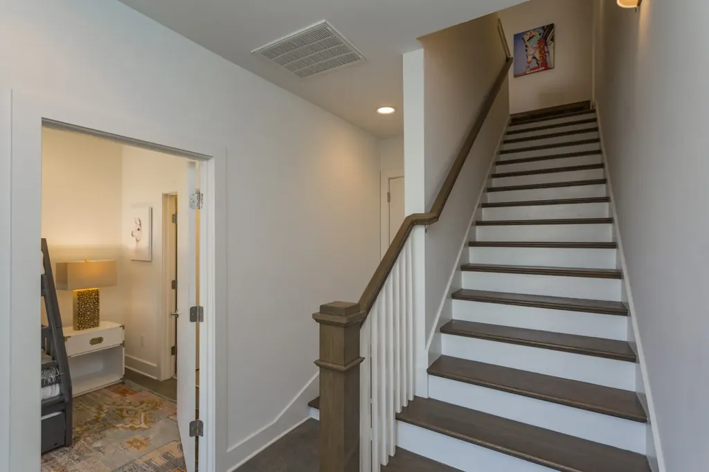 2511 Clifton Avenue Nashville TN 37209