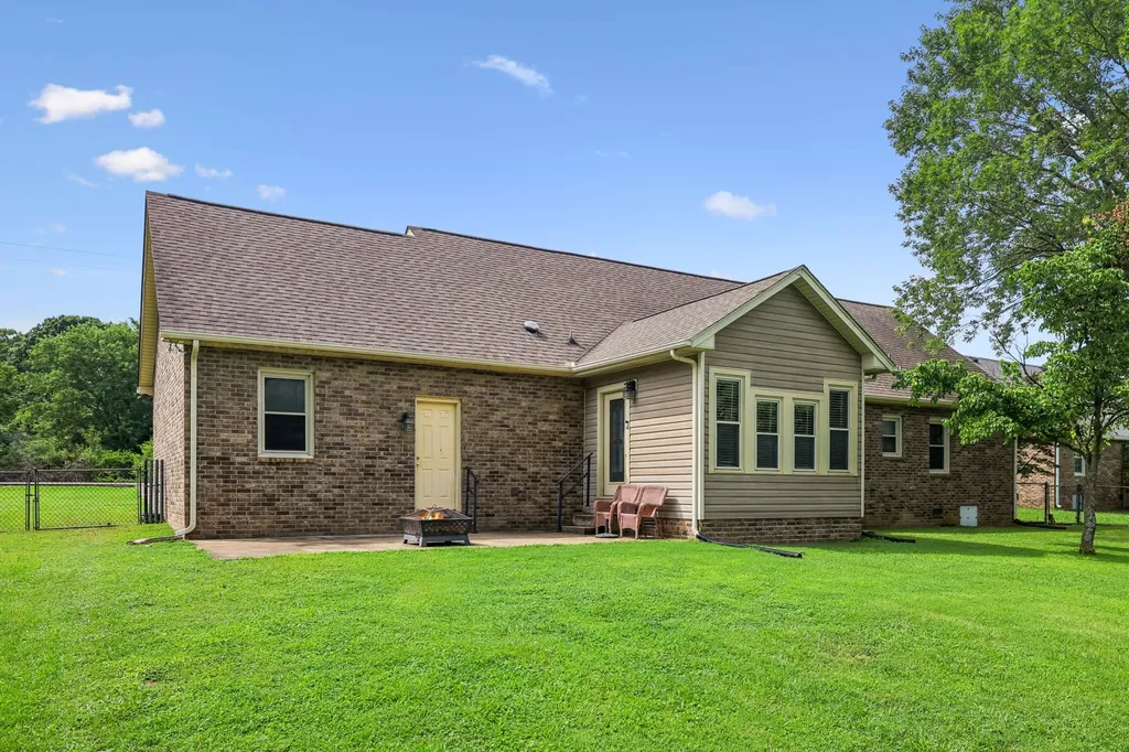 207 Peebles Drive Smyrna TN 37167