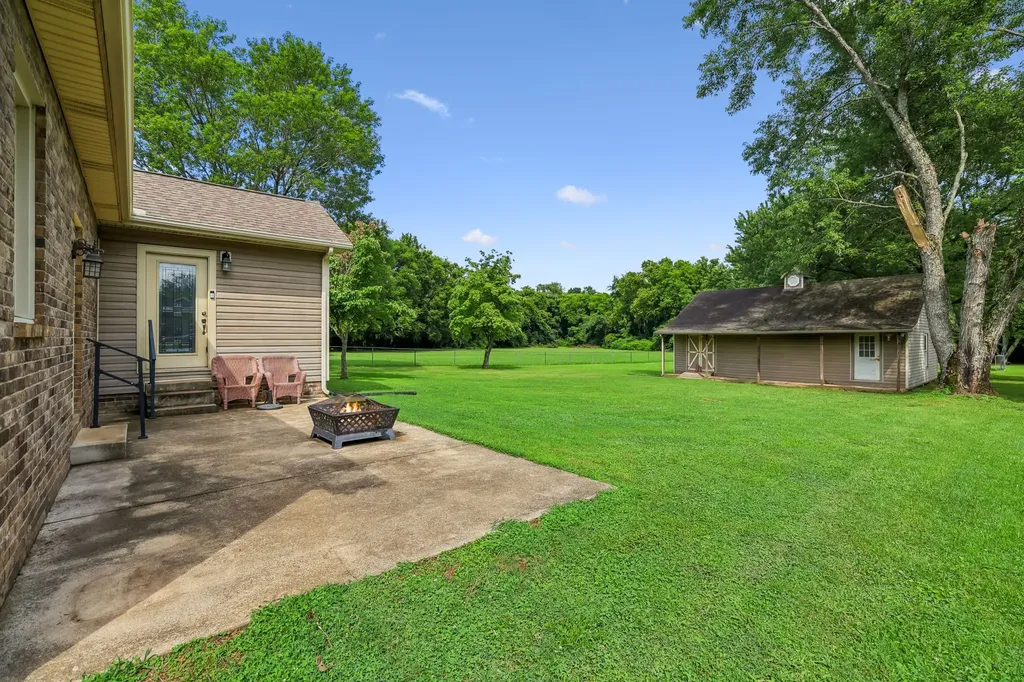 207 Peebles Drive Smyrna TN 37167