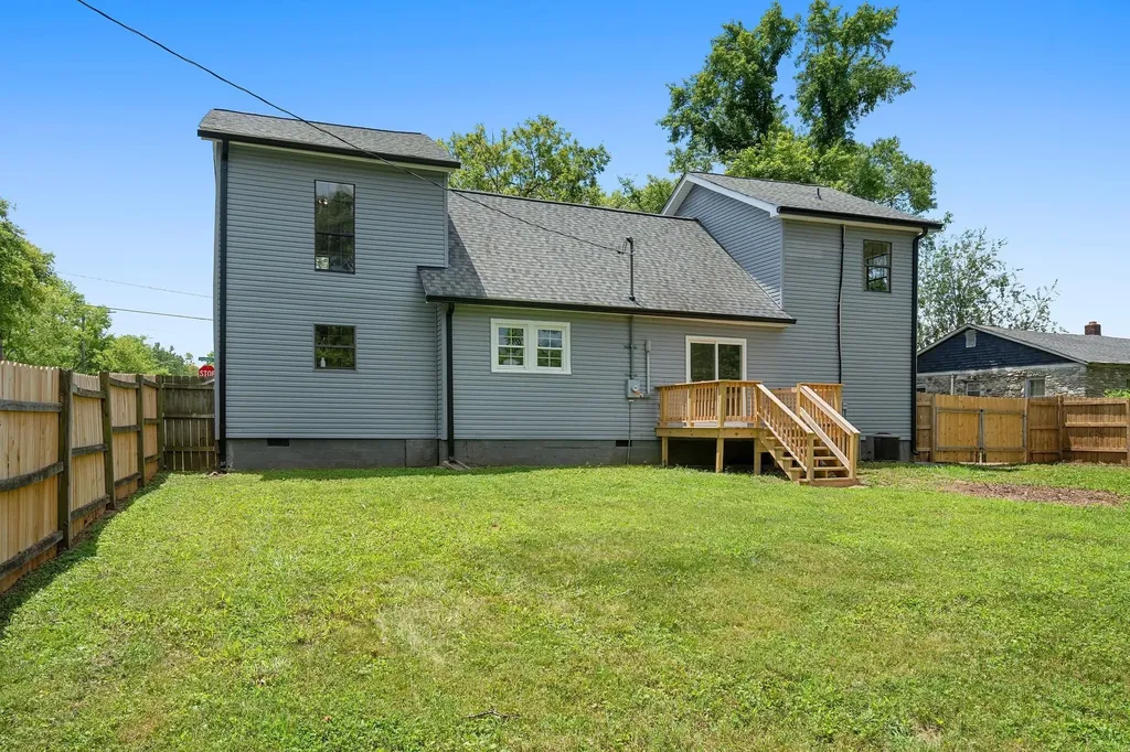 698 Chambers Street Gallatin TN 37066