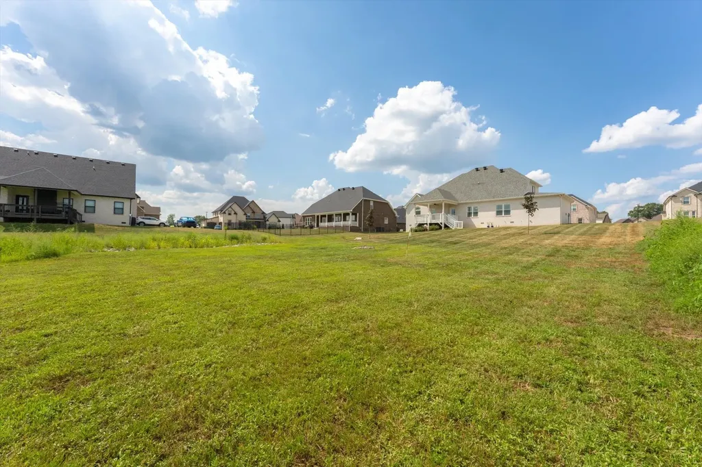 1141 Archibald Drive Clarksville TN 37040