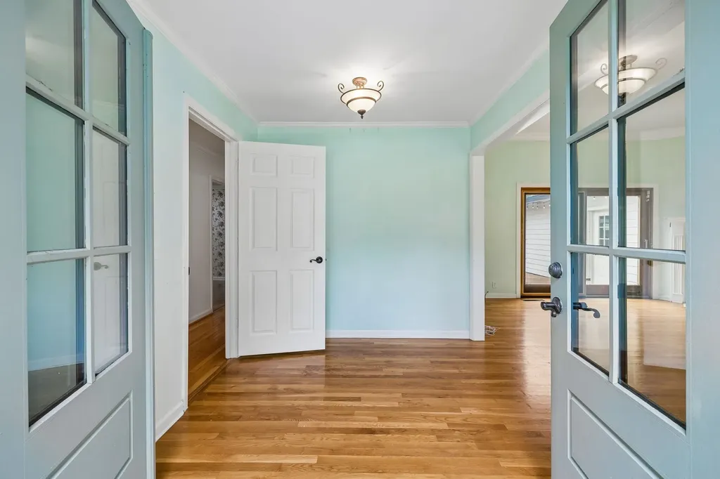 702 Wilson Pike Brentwood TN 37027