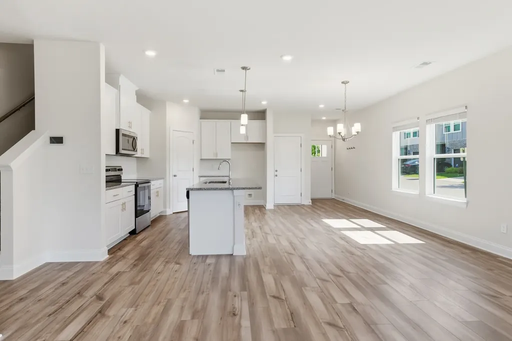 862 Longleaf Lane Columbia TN 38401