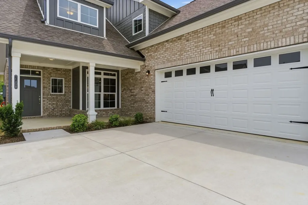 7108 Maddenwood Lane Hermitage TN 37076