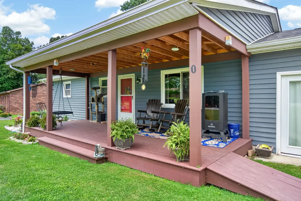 3690 Shady Oak Circle Cookeville TN 38501