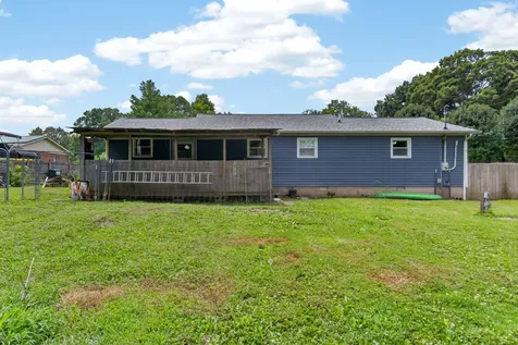 3690 Shady Oak Circle Cookeville TN 38501