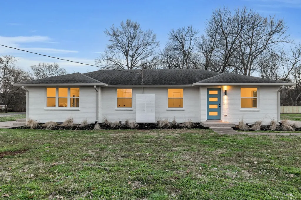 289B Nokes Drive Hendersonville TN 37075