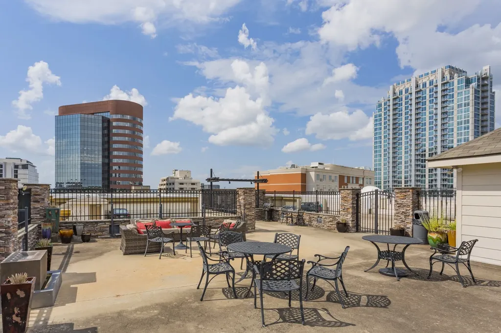 1803 Broadway Nashville TN 37203