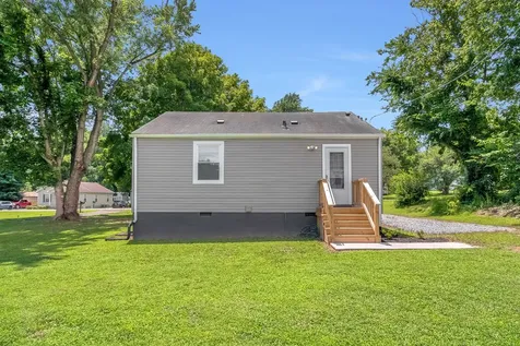 303 Park Lane Clarksville TN 37042