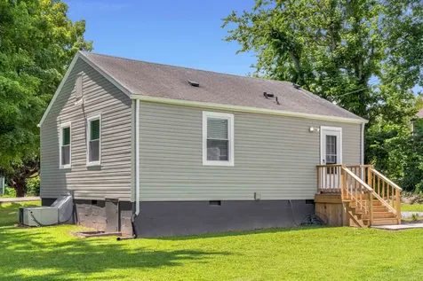303 Park Lane Clarksville TN 37042