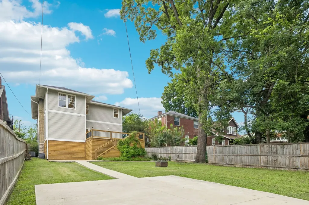 610 Russell Street Nashville TN 37206