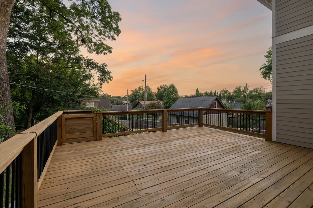 610 Russell Street Nashville TN 37206