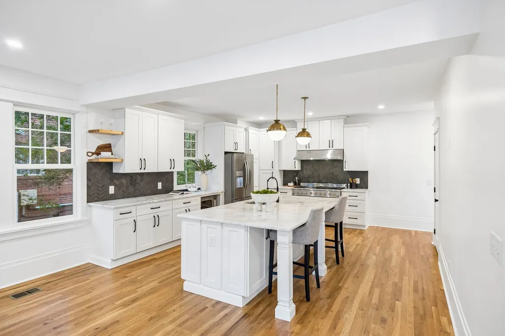 610 Russell Street Nashville TN 37206