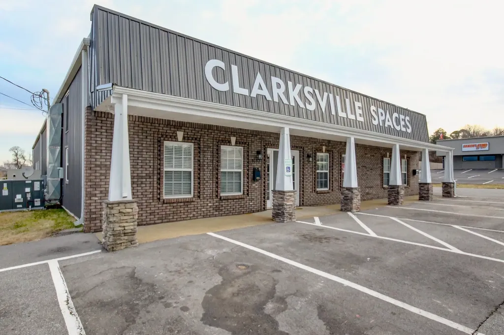 1017 S Riverside Dr Suite 241 242 Clarksville TN 37040