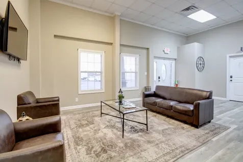 1017 S Riverside Dr Suite 241 242 Clarksville TN 37040