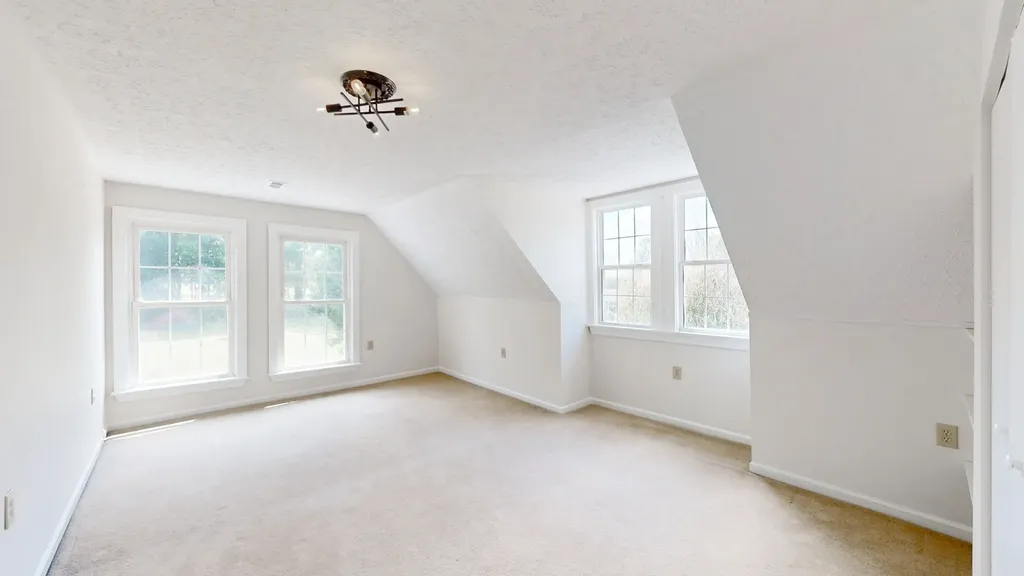 113 Yell Dr, E Wartrace TN 37183