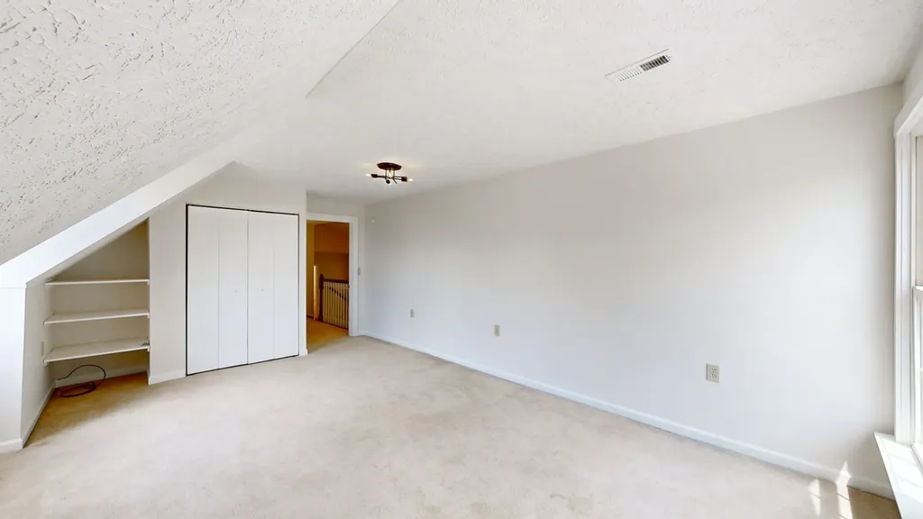 113 Yell Dr, E Wartrace TN 37183