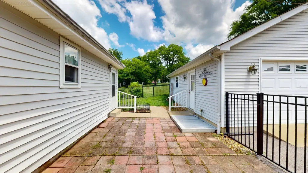 113 Yell Dr, E Wartrace TN 37183