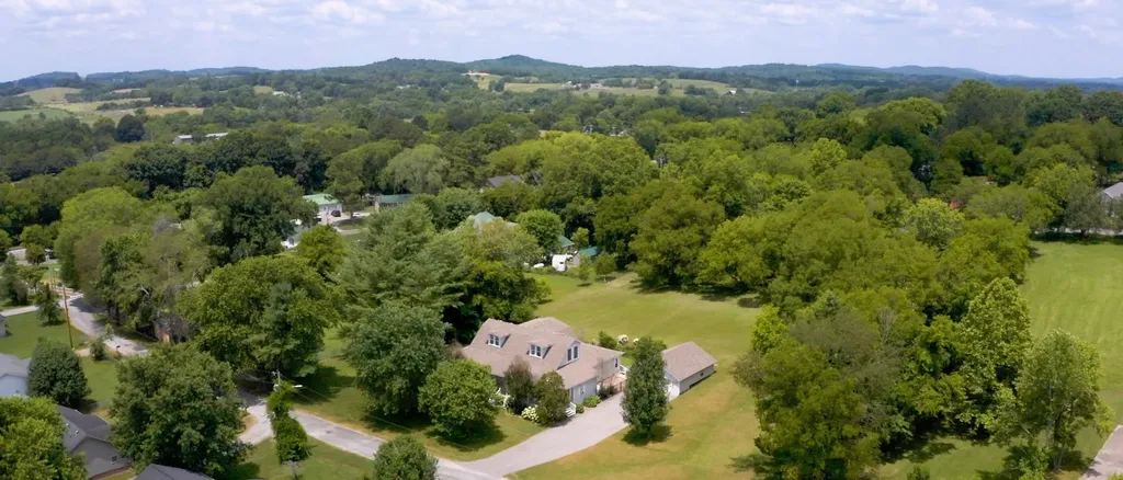 113 Yell Dr, E Wartrace TN 37183