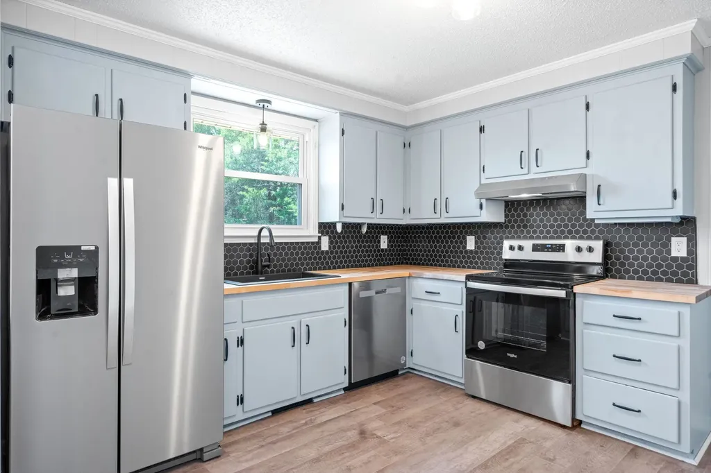 208 Aster Drive Clarksville TN 37042