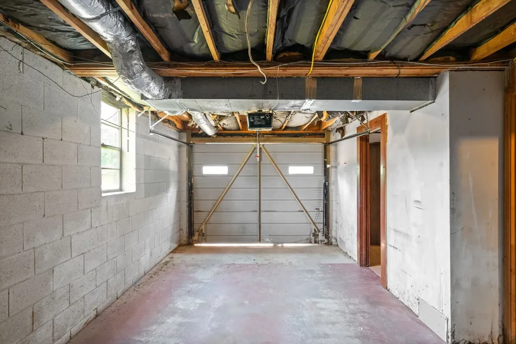 208 Aster Drive Clarksville TN 37042