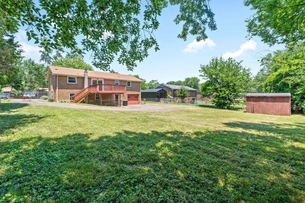 208 Aster Drive Clarksville TN 37042