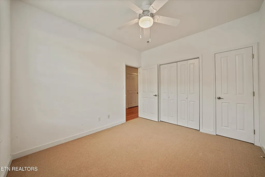 3254 Mountain Spring Way Knoxville TN 37917