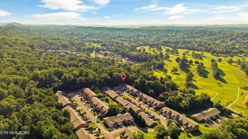 3254 Mountain Spring Way Knoxville TN 37917
