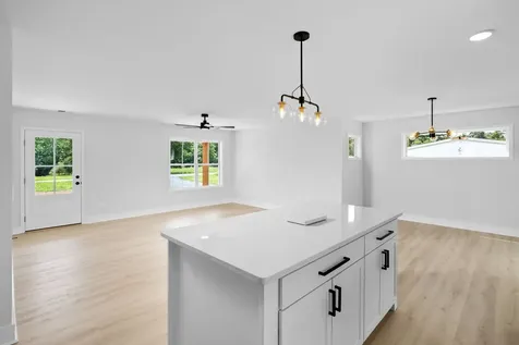 291 Oakmere Lane Lafayette TN 37083