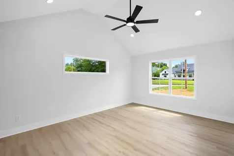 291 Oakmere Lane Lafayette TN 37083