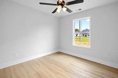 291 Oakmere Lane Lafayette TN 37083