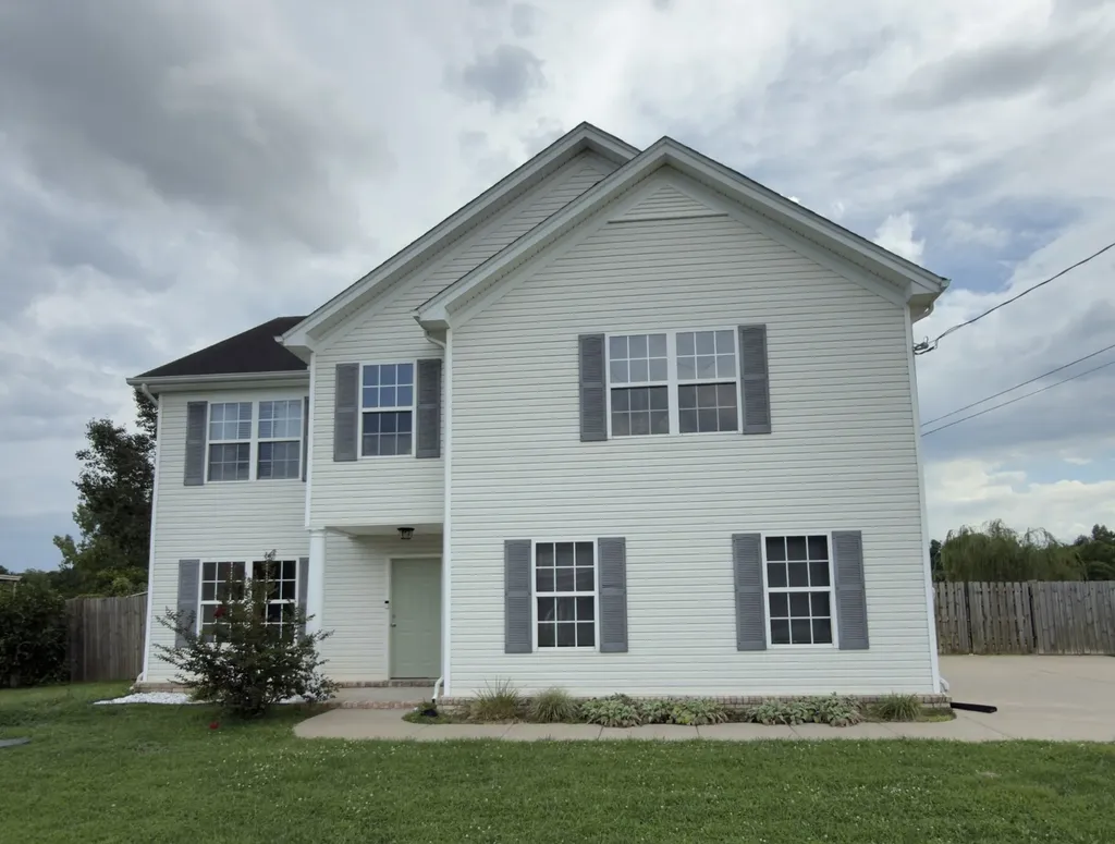 1239 California Drive Murfreesboro TN 37129