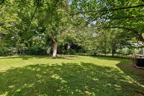 1009 N Hawthorne Street Chattanooga TN 37406