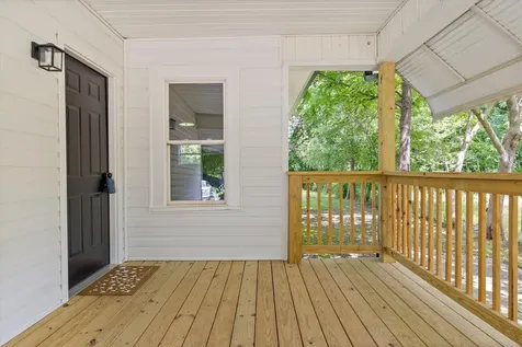 1009 N Hawthorne Street Chattanooga TN 37406