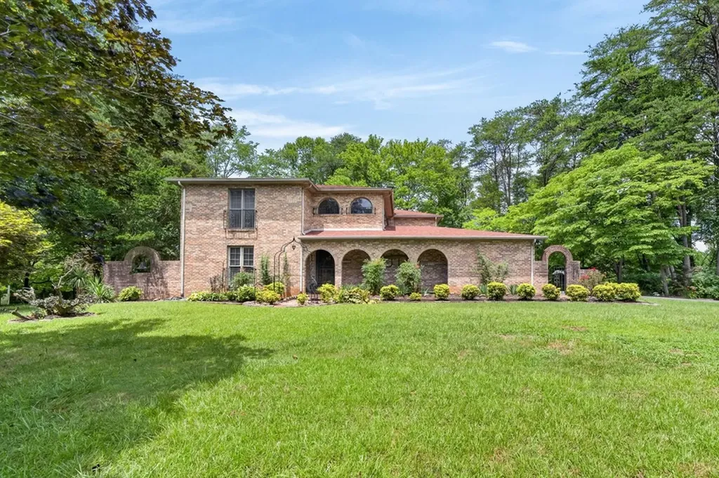 1738 Heathrow Drive Cookeville TN 38506