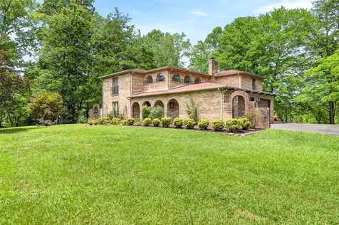1738 Heathrow Drive Cookeville TN 38506